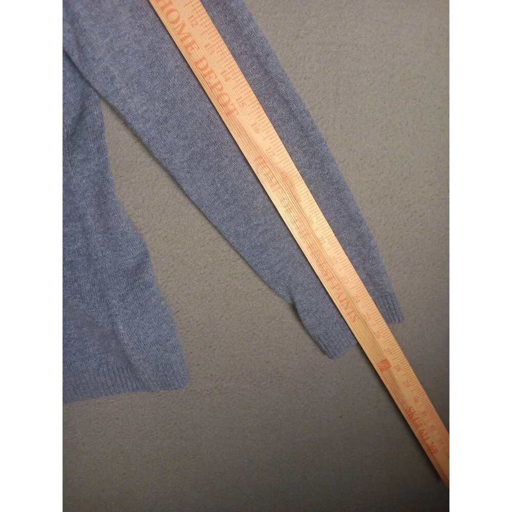 L.L. Bean 100% Cashmere Blue Soft Sweater Mens  Regular Large  - Crew Neck